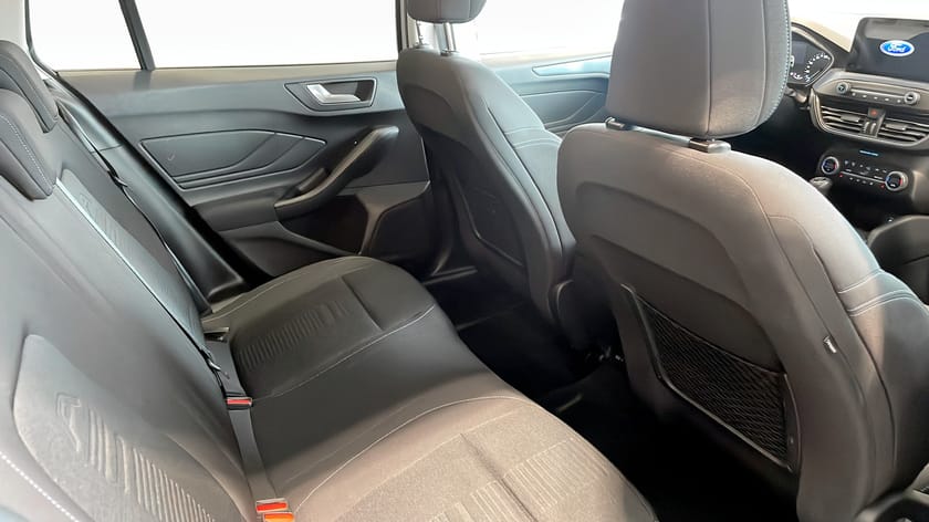 Bild 5 av Ford Focus Active Kombi 1.0EcoBoost 125Hk B-Kamera Dragkrok