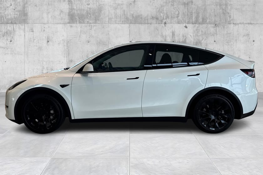 Bilde 2 av Tesla Model Y Long Range AWD Dual Motor *Autopilot*H.Feste*Pano*