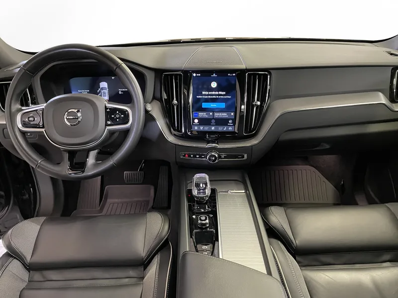 Bild 14 av 16 – Volvo XC60 T6 Plus Dark Edition Plus Edition