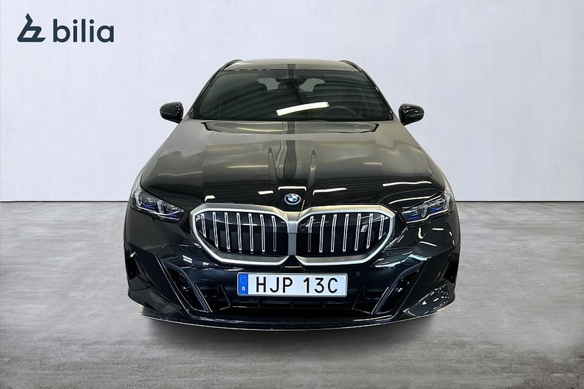 Bild 2 av BMW i5 xDrive40 Touring M Sport / H&K / Drag / 360