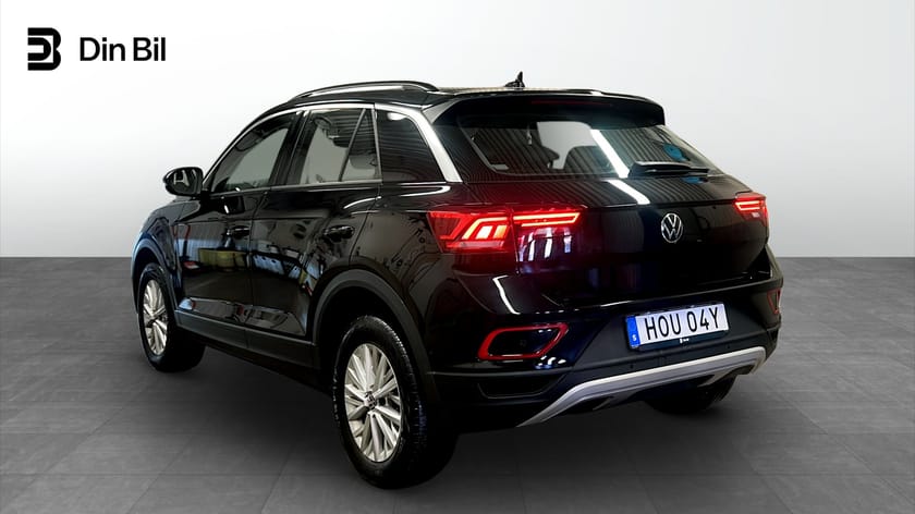 Bild 3 av Volkswagen T-Roc TSI150 DSG Pluspaket P-värmare Keyless Cockpit
