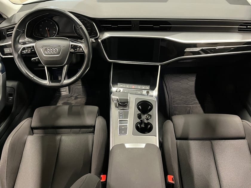 Bild 5 av Audi A6 Sedan 45 TFSI quattro *V-hjul/Värmare/Nav/Drag*