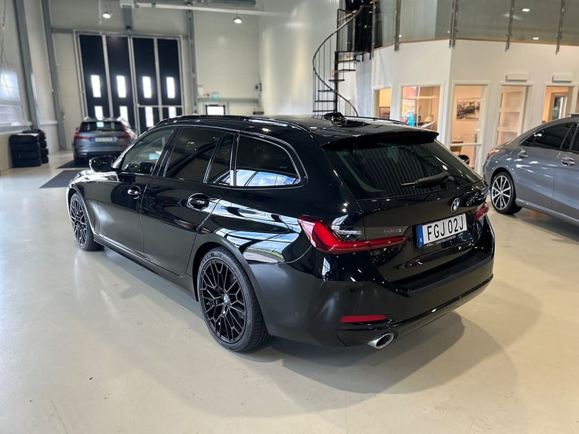 Bild 4 av BMW 320d Touring Steptronic 190hk / Moms