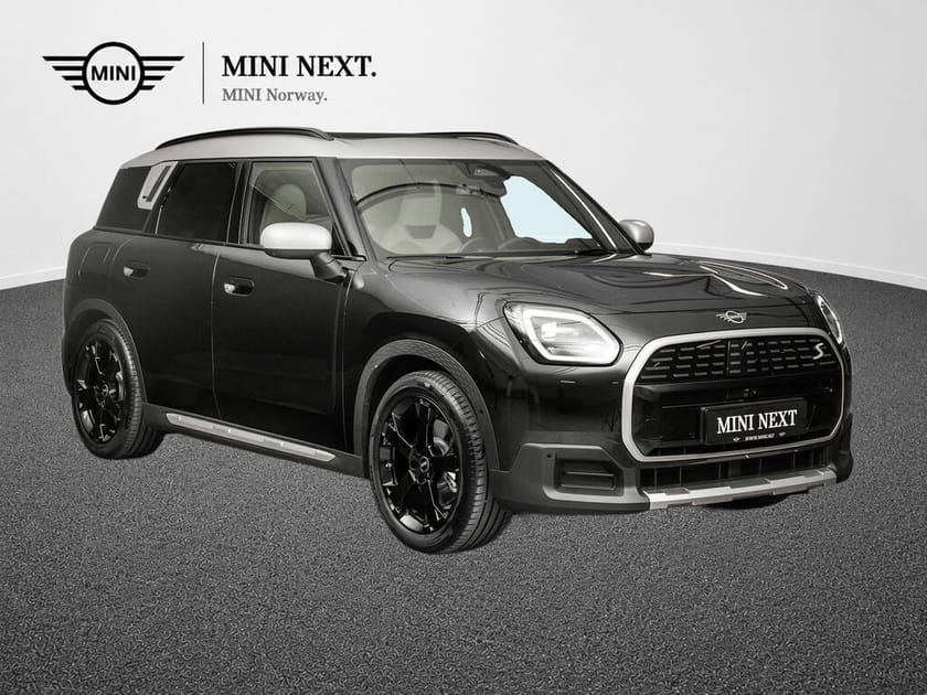 Bilde 2 av MINI Countryman SE ALL4 Favoured Trim Package L + V-hjul