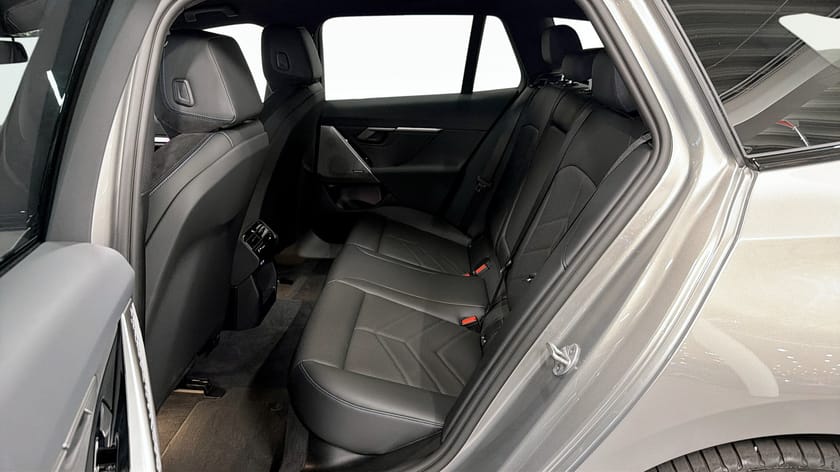 Bild 5 av BMW i5 xDrive40 Touring M Sport H/K Drag Rattvärme