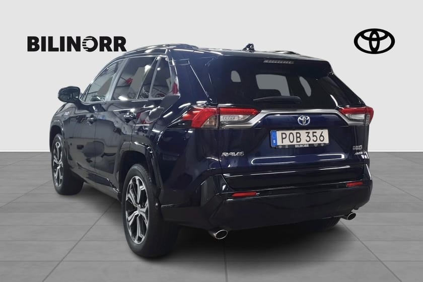 Bild 2 av Toyota RAV4 Plug-in Hybrid 2,5 LADDHYBRID AWD-I STYLE JBL | VINTERHJUL |