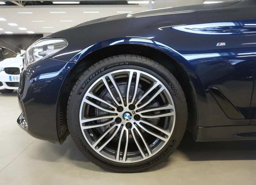 Bild 3 av BMW 520d xDrive Touring Värmare Pano Drag