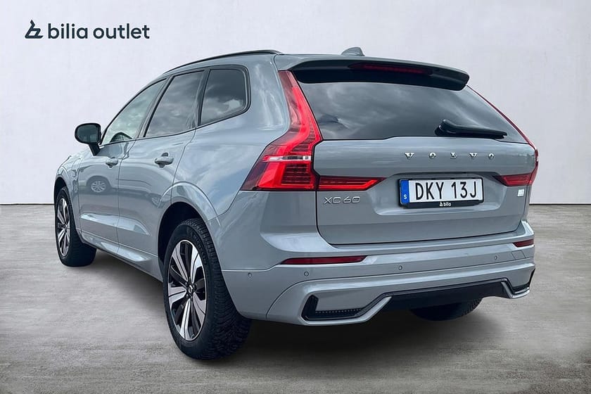 Bild 4 av Volvo XC60 T6 Recharge AWD Plus Dark 350hk / Drag 360°kam VOC MOMS