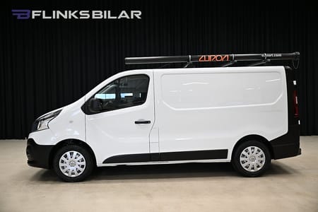 Renault Trafic Skåpbil dCi V-Inredd|Drag|FjärrStyrdVärmare|Backkamera|Lågmil