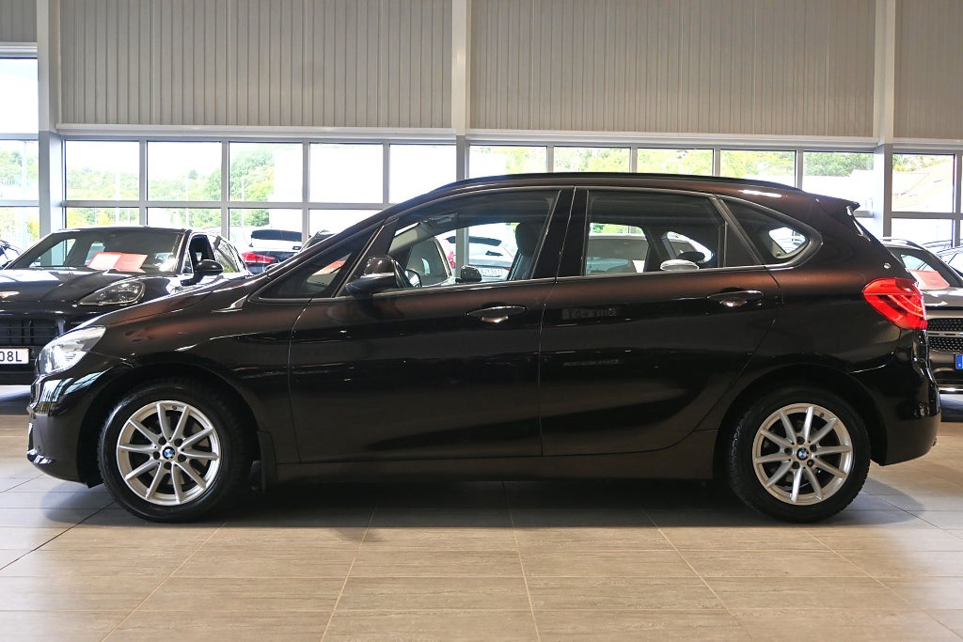 BMW 218 2016, bild 2/10