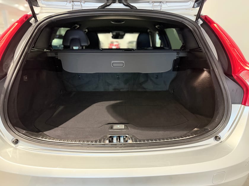 Bild 5 av Volvo V60 D4 Classic Summum / Navigation / Sensorer