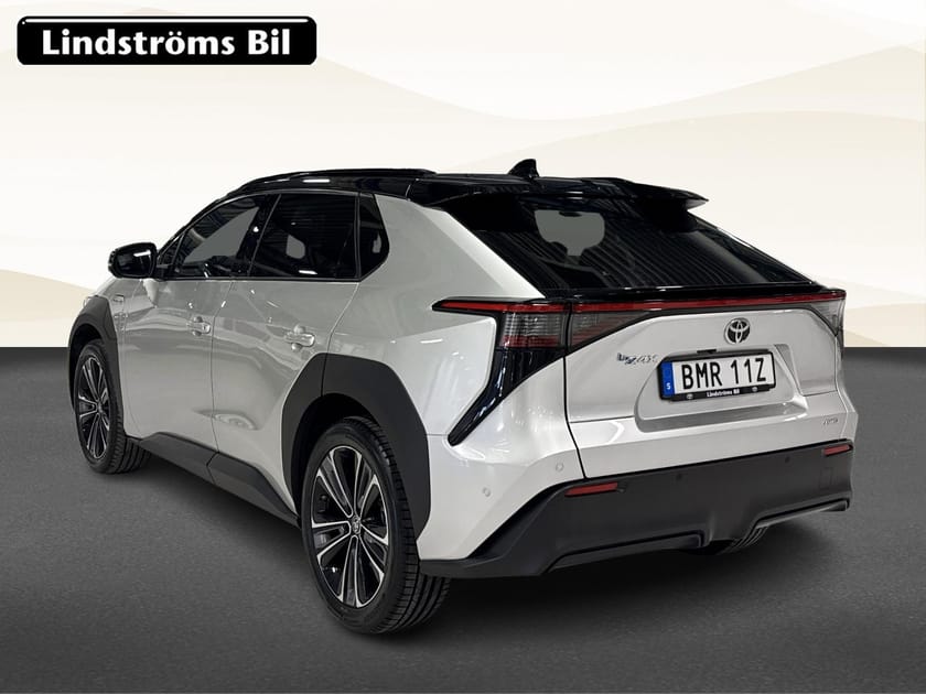 Bild 4 av Toyota bZ4X AWD Executive Vinterhjul Moms Leasing