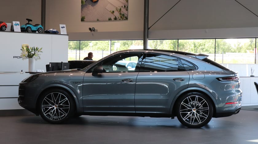 Bild 4 av Porsche Cayenne E-Hybrid Coupé 