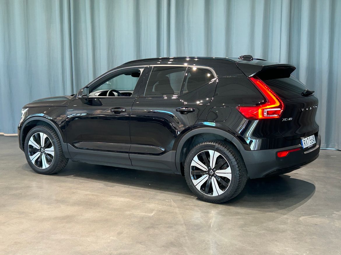 Volvo XC40 2023 - miniatyr 3