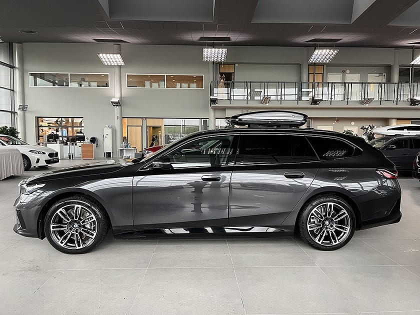 Bild 3 av BMW i5 xDrive40 Touring