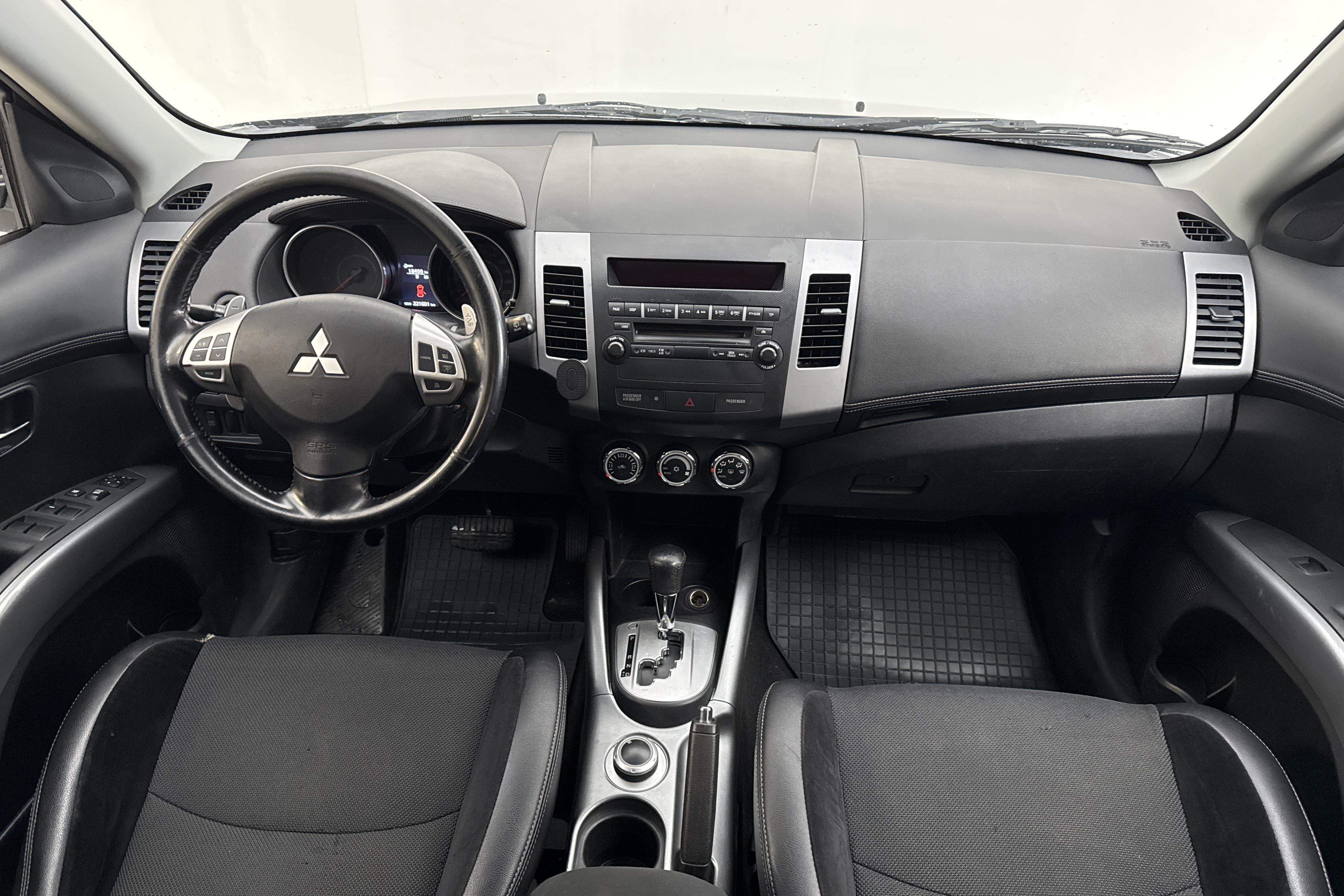 MITSUBISHI OUTLANDER 2.4 MIVEC FLEXIFUEL 170 ch BVA 4WD - 221600 km