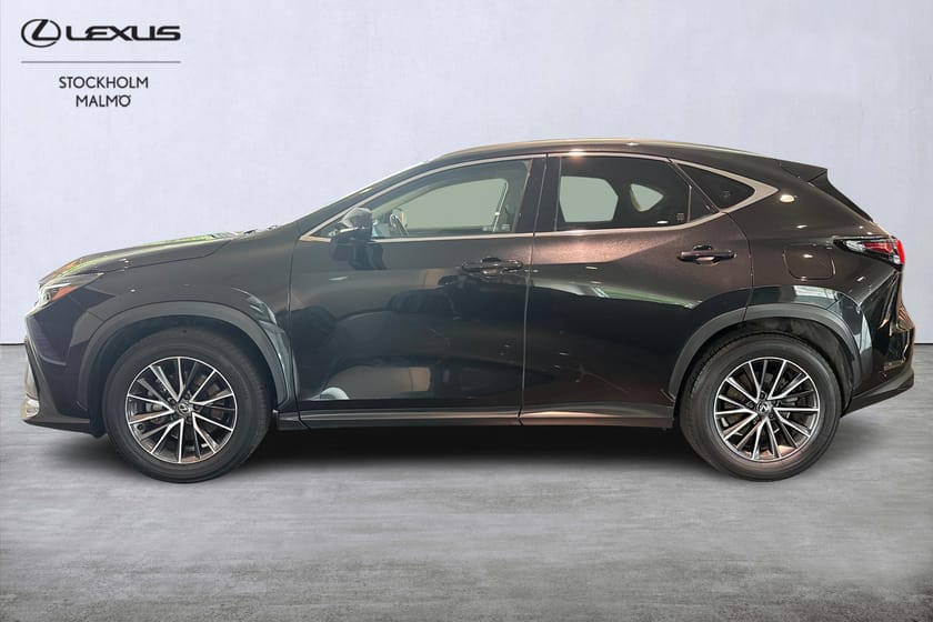 Bild 2 av Lexus NX 350h AWD Executive Teknikpaket 242hk Drag P-Värm 360° HUD Keyless Navi