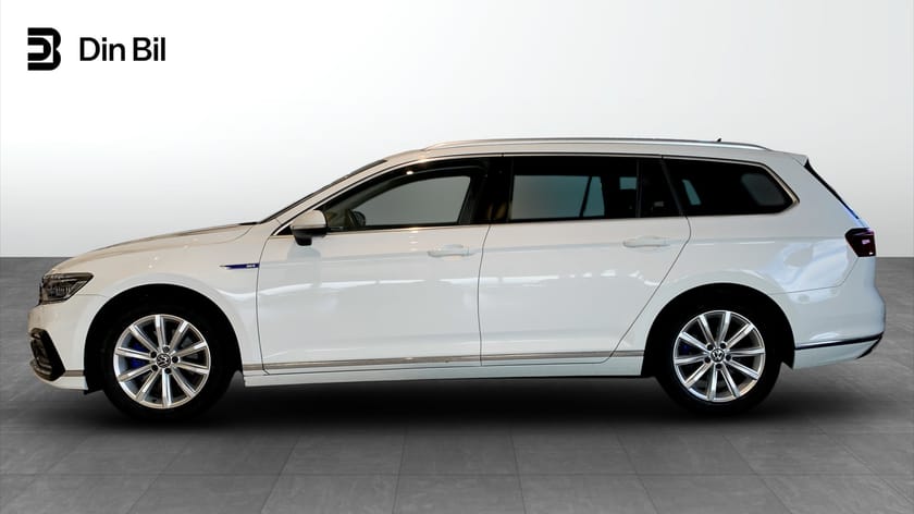 Bild 2 av Volkswagen Passat Sportscombi GTE DSG Executive/Drag/P-värmare