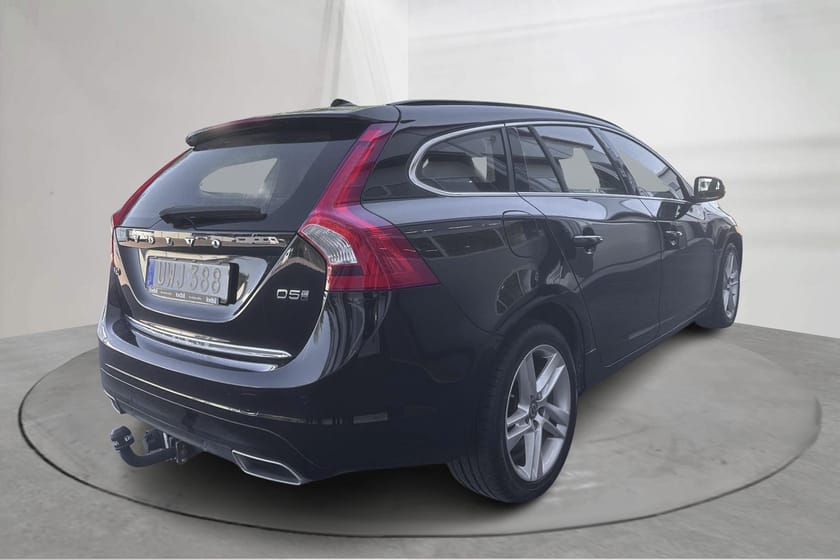 Bild 3 av Volvo V60 D5 AWD Twin Engine (163hk) Momentum Drag