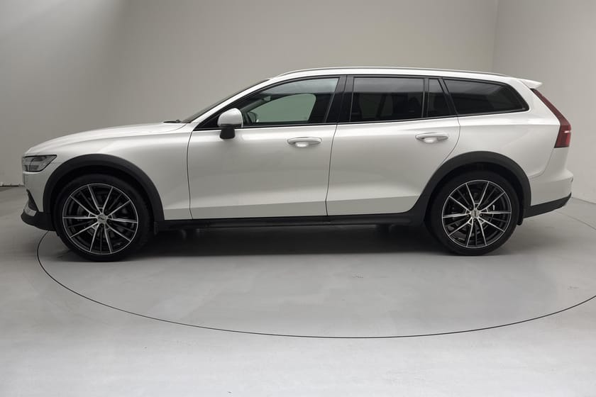 Bild 2 av Volvo V60 Cross Country B4 Advanced AWD Diesel (197hk)
