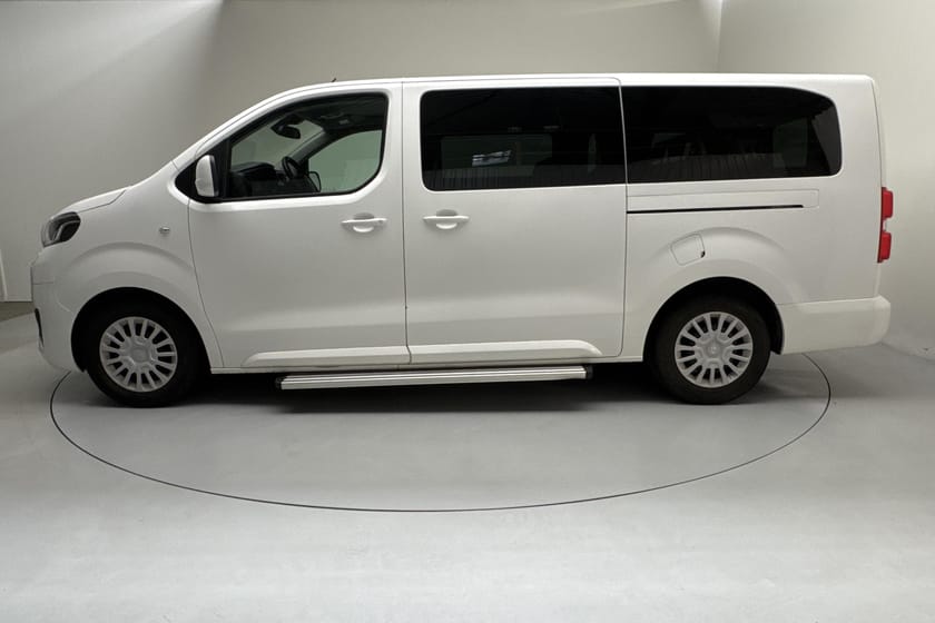 Bild 2 av Toyota Proace Verso 2.0D (140hk) 9-sits