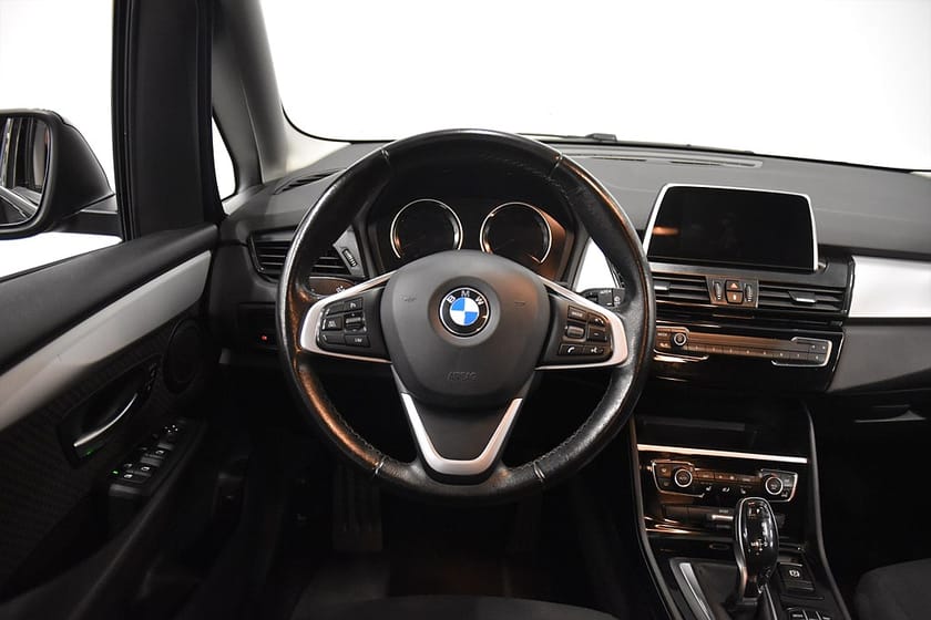 Bild 2 av BMW 220d Gran Tourer 7-sits P-värm Navi Dragkrok