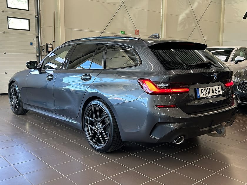 Bild 4 av BMW 320d xDrive Touring AUT M Sport Kamera/Drag/Värmare/Skinn