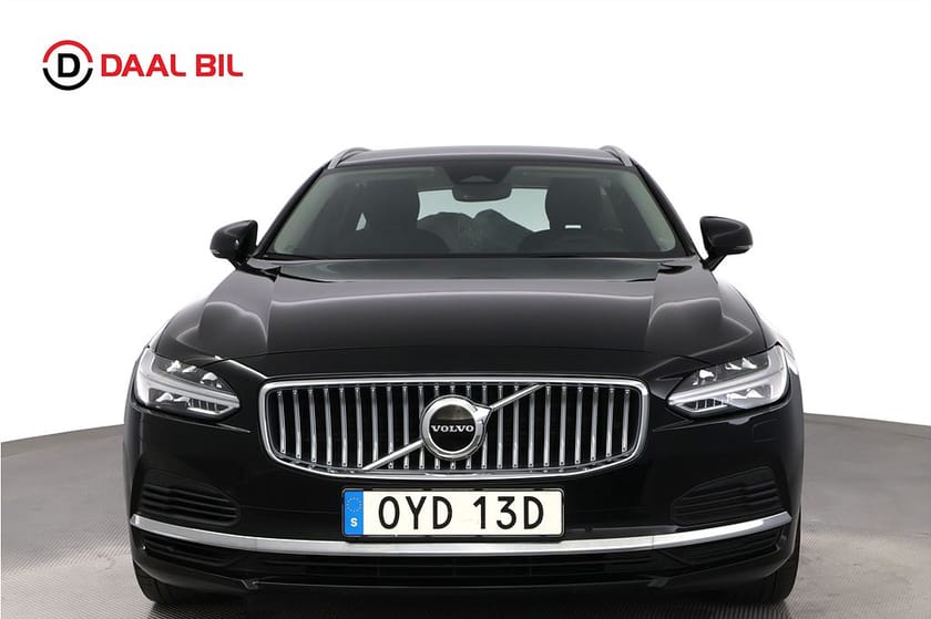 Bild 2 av Volvo V90 RECHARGE T6 AWD 18,8 kWh 350HK CORE BRIGHT DRAG B-KAM
