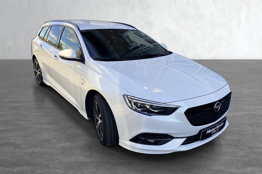 Bilde 3 av Opel Insignia Sports Tourer Meget pen bil ny vinterdekk