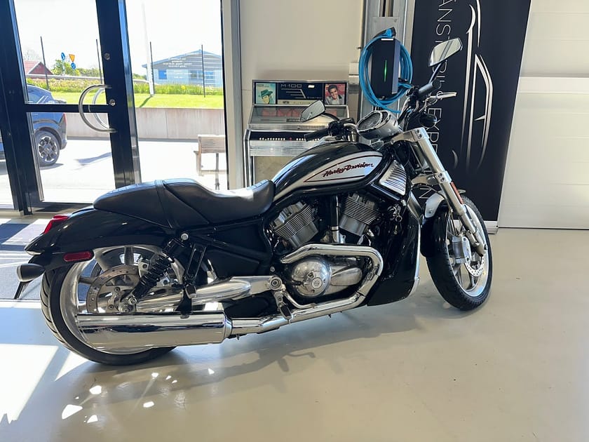 Bild 1 av Harley-Davidson VRSCR V-Rod 1.1