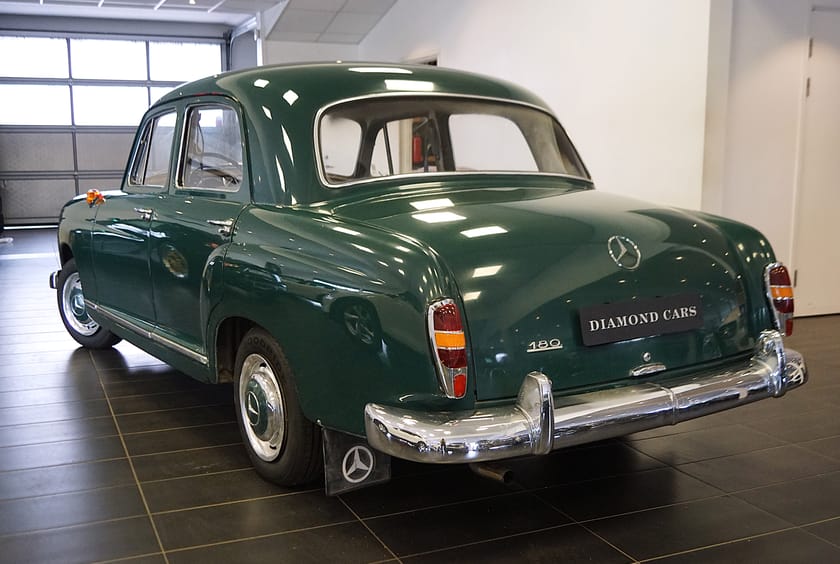 Bild 2 av Mercedes-Benz 180 Svensksåld