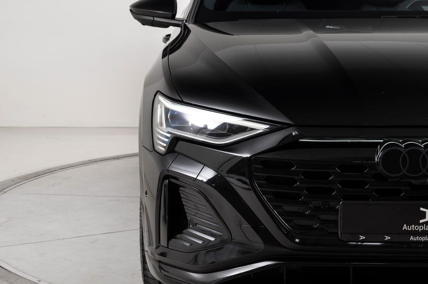 Bilde 5 av Audi Q8 Sportback 55 e-tron quattro SB S-line Plus Black Edition | B&O/HUD/360°/Matrix