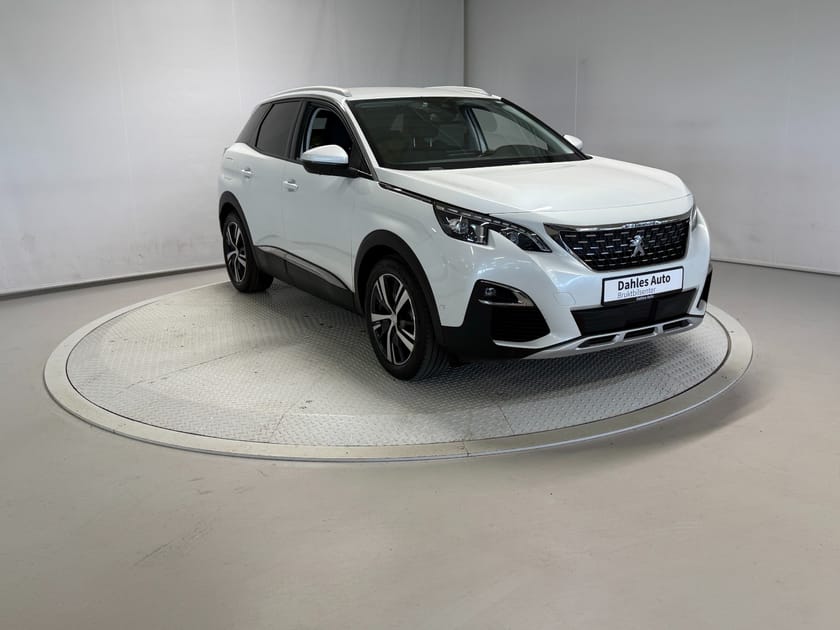 Bilde 3 av Peugeot 3008 1,2 131hk Allure Cruise/Focal/Carplay/Dab