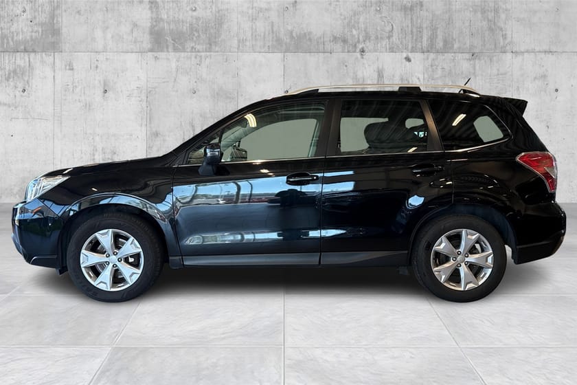 Bilde 2 av Subaru Forester 4WD/Soltak/Keyless/R.kam/El.bakluke/Skinn/EU 10.27++