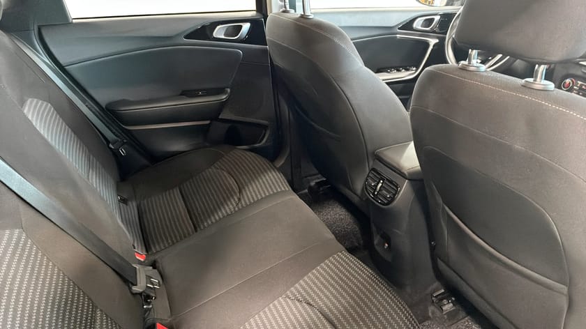 Bild 5 av Kia Ceed Sportswagon Plug-in Hybrid PHEV ACTION | GODKÄND | NYSERVAD | DRAG