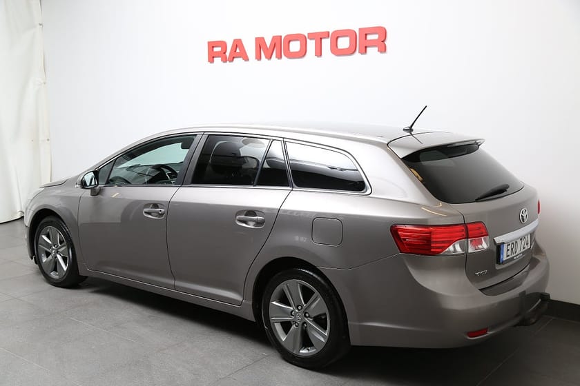 Bild 4 av Toyota Avensis Kombi 1,8 147hk Edition 50 Navi Motorv Dragkrok