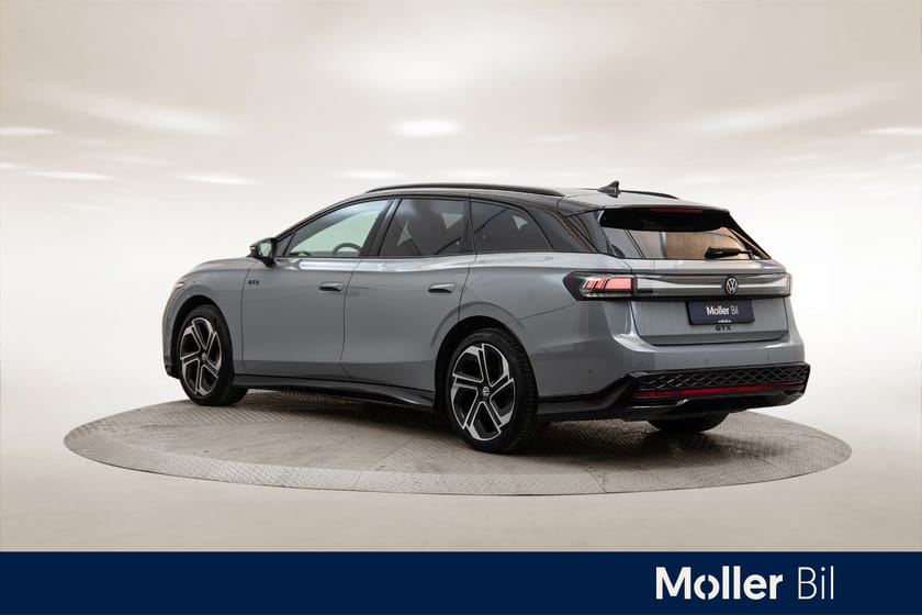 Bilde 3 av Volkswagen ID.7 GTX Tourer
