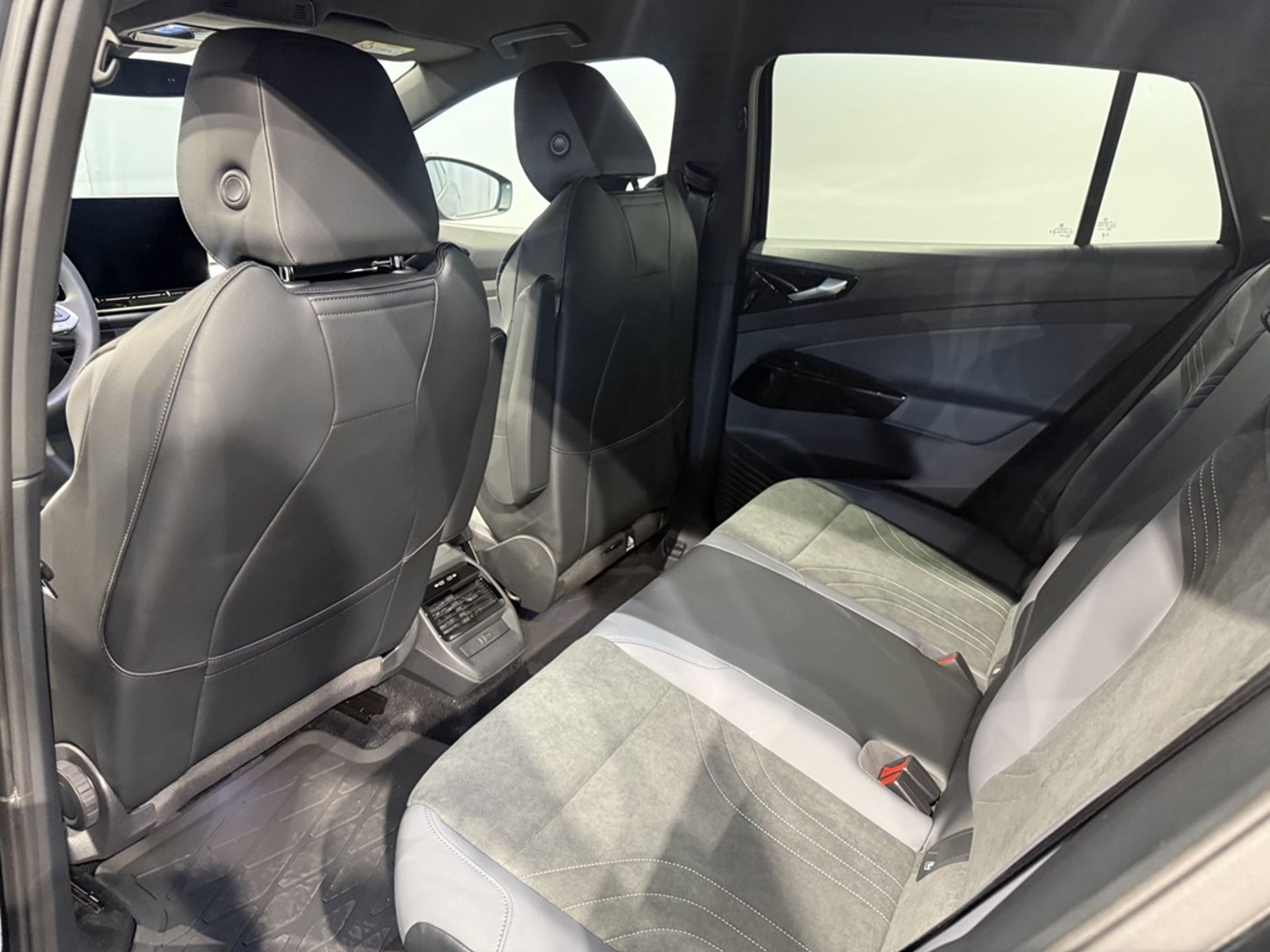 Volkswagen ID.4 2027, photo 7/9