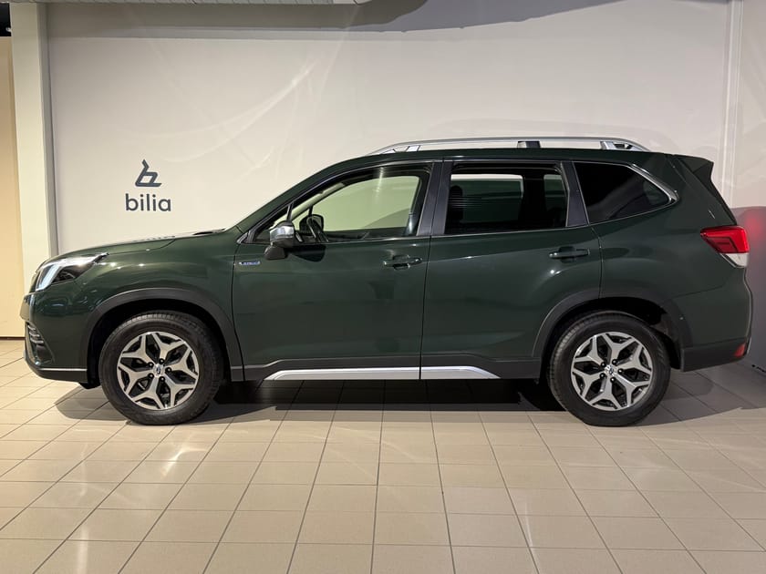 Bild 3 av Subaru Forester e-Boxer XFuel Linetronic | 360 kam | elstolar