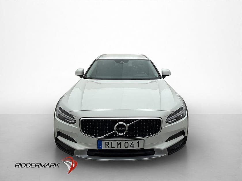 Bild 2 av Volvo V90 Cross Country D4 190hk AWD Värmare VOC Adaptiv