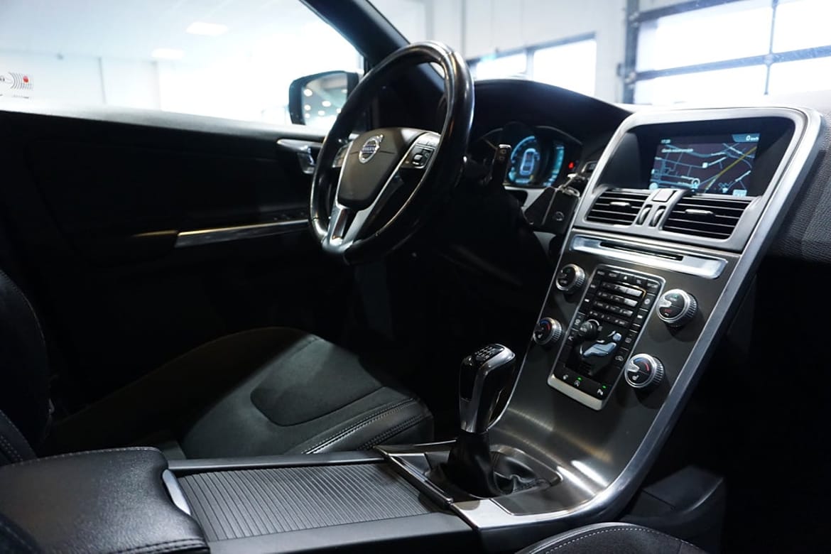 Volvo XC60 2016 - miniatyr 15