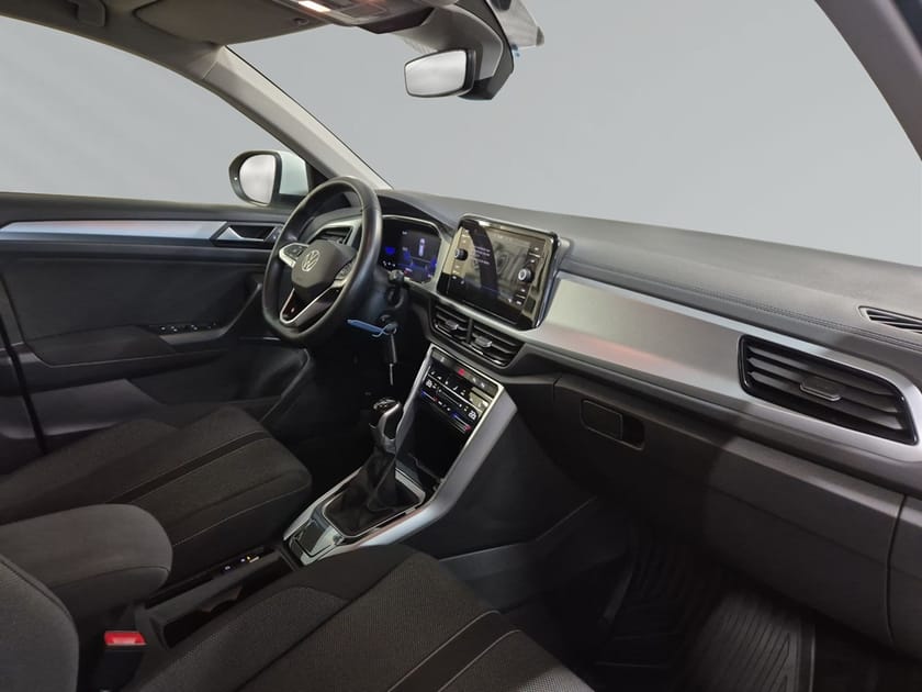 Bild 4 av Volkswagen T-Roc 1.0 LIFE 110Hk Backkamera