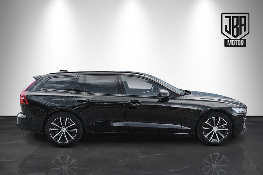 Bild 4 av Volvo V60 T6 Plug-In Hybrid AWD Geartronic Plus Dark Edition