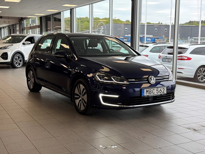 Bild 1 av Volkswagen e-Golf 136Hk Carplay Kamera Navi