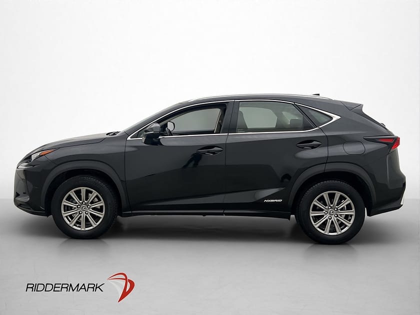 Bild 4 av Lexus NX 300h AWD 2.5 197hk Comfort Kamera Halvskinn