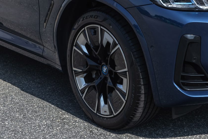 Bilde 3 av BMW iX3 Fully Charged Pano H.feste ACC HeadUP H/K