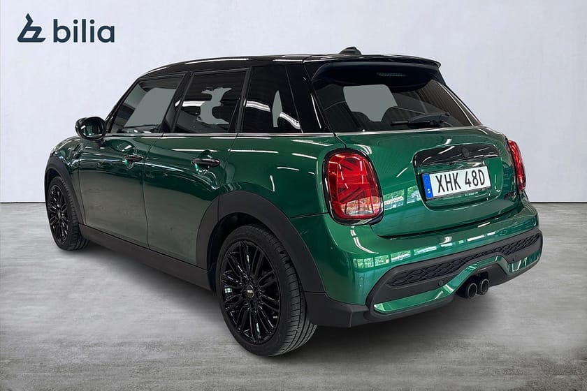 Bild 2 av MINI Cooper S 5-dörrars / Backkamera / Tonade rutor / Komfortöpp.