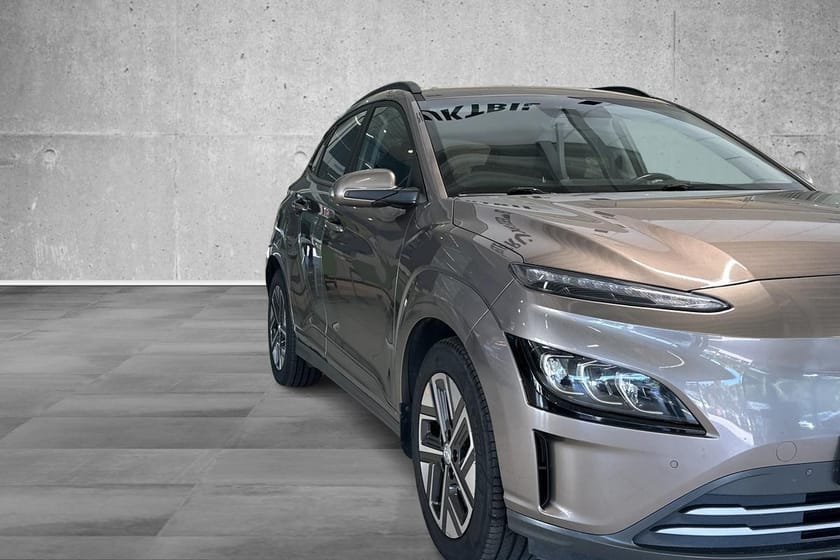 Bilde 2 av Hyundai Kona Electric 64 kWh L.R. Navi, R-Kamera, HUD, P-Varmer.