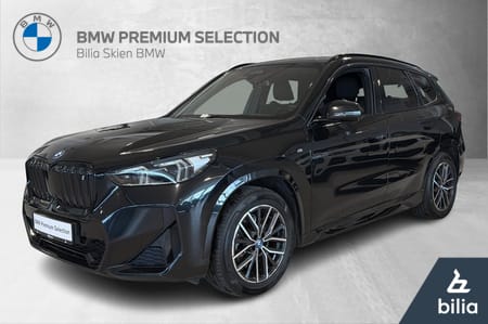 BMW iX1 xDrive30 M-Sport Krok Comfacc Harman