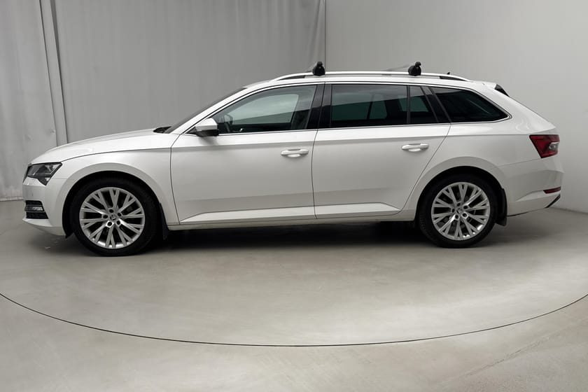 Bild 2 av Škoda Superb Kombi 2.0 TDI 4x4 (190hk)